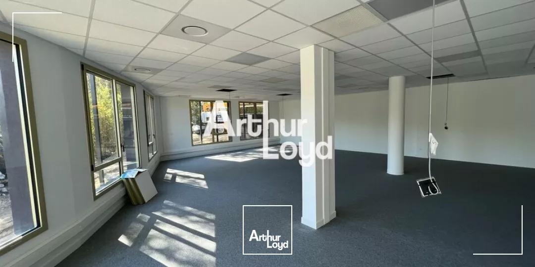 Bureaux neufs 302 m² à louer THE HIVE - Sophia Antipolis